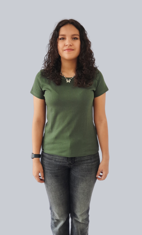 Camiseta Verde Olivo Cuello Ribb - Imagen 3